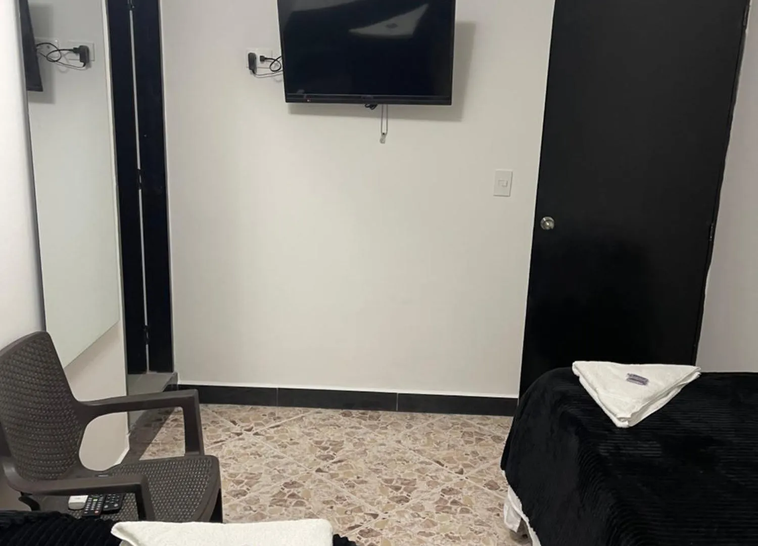 מדיין Hotel De Leon Estadio 4*,  קולומביה