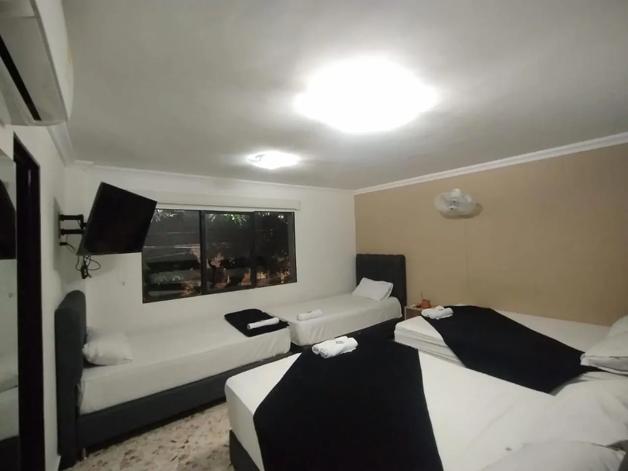 Hotel De Leon Estadio Medellín