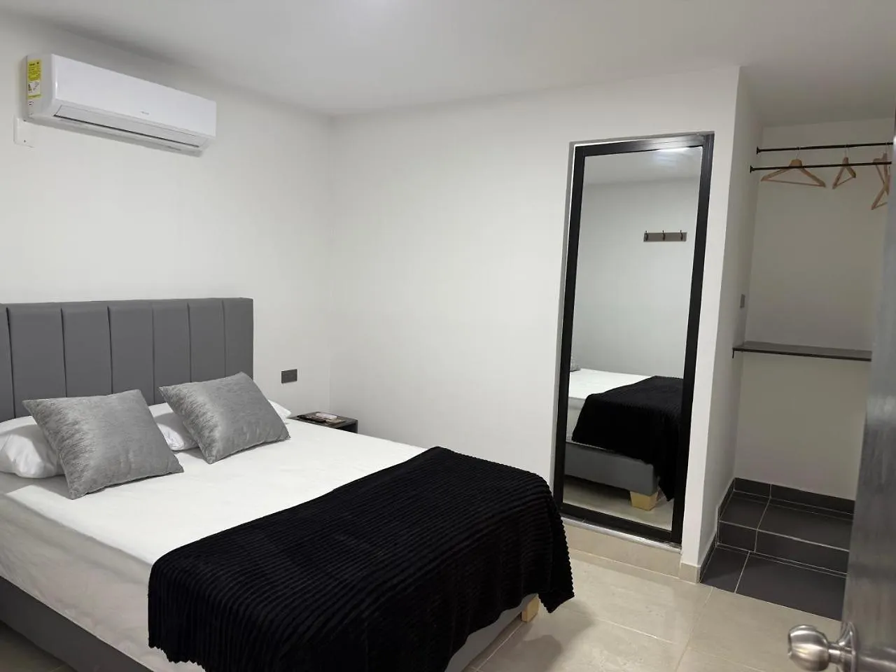 מדיין Hotel De Leon Estadio קולומביה